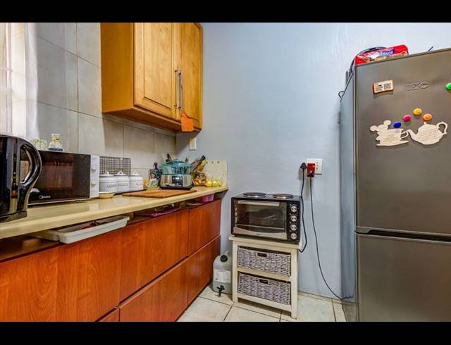 3 BEDROOM HOUSE FOR SALE IN VAN RIEBEECK PARK
